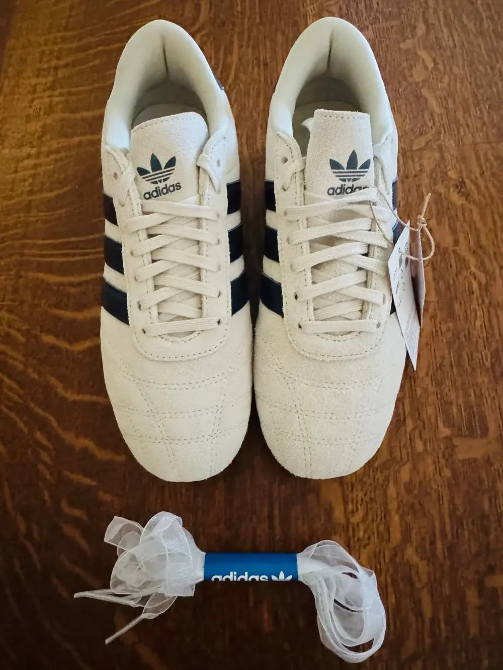 NIB adidas TAEKWONDO Lace Sneakers W 8.5 Extra Laces